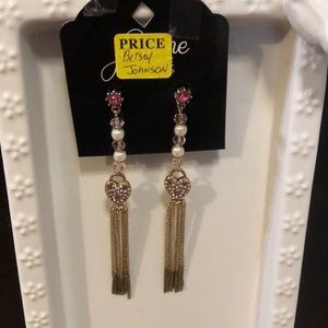 Betsey Johnson Long earring